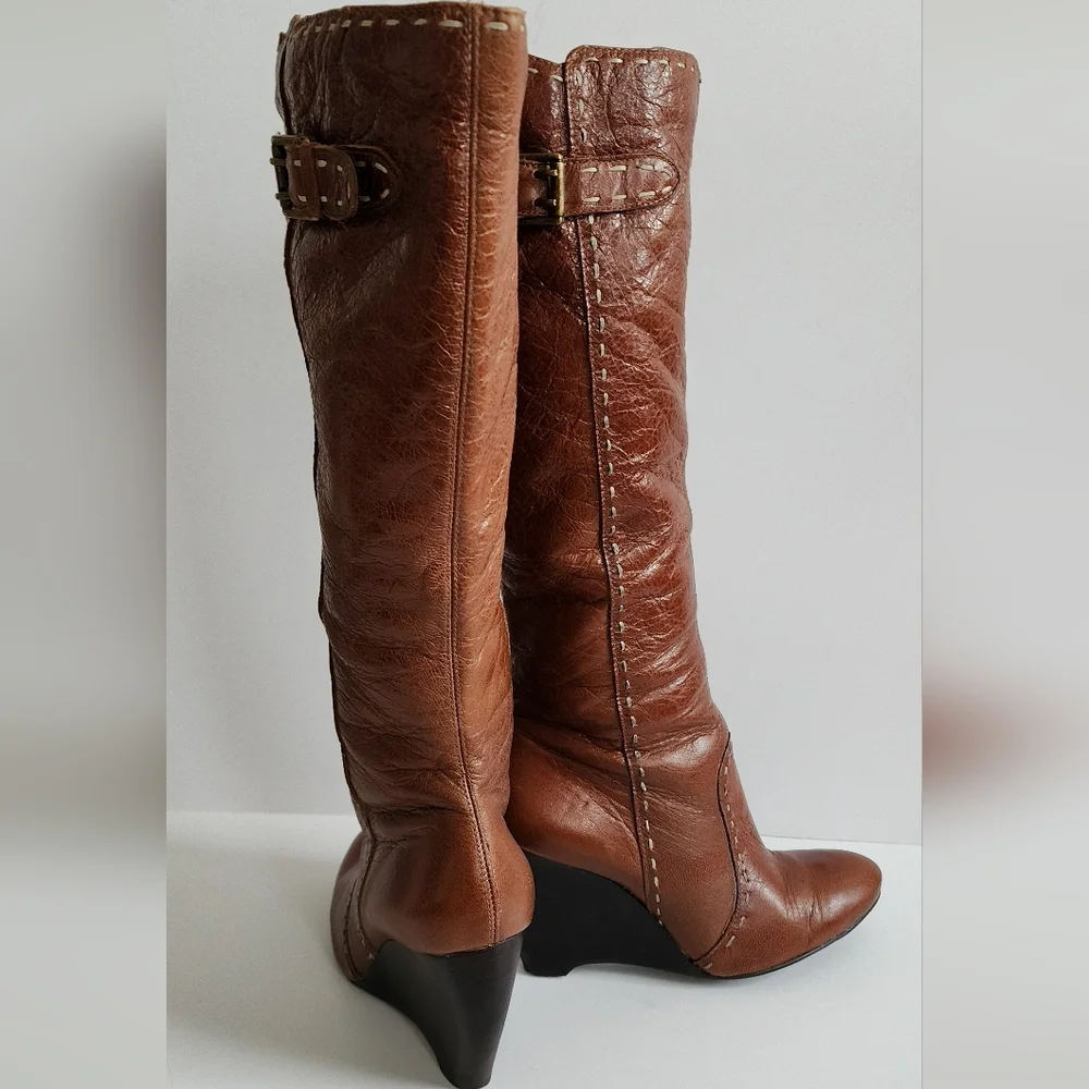DIBA BOOTS COGNAC BROWN WEDGE HEEL  KNEE HIGH ALMOND TOE BUCKLE LEATHER 7 - Picture 14 of 16